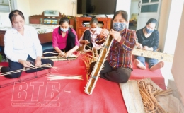 Đưa nghề về làng