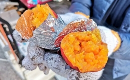 Khoai lang nướng - thức quà vặt người Nhật mê mẩn
