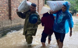Mưa lũ kéo dài ở miền Bắc gây nhiều thiệt hại về người và hoa màu