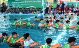 Thủ tướng yêu cầu đẩy mạnh phong trào dạy bơi an toàn cho học sinh