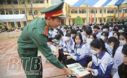 Cầu nối giúp học sinh chọn ngành, chọn nghề