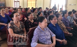 Nói chuyện chuyên đề về chăm sóc sức khỏe cho cán bộ, hội viên phụ nữ