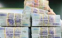 Lãi suất tiết kiệm đồng loạt tăng