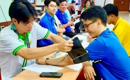 Nhiều trường đại học phía Nam công bố mức học phí đào tạo nhóm ngành sức khoẻ