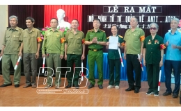 Ra mắt mô hình CCB tự quản “Cổng trường an toàn giao thông - An ninh trật tự”
