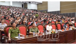 Thành phố: Trên 600 thanh thiếu niên, học sinh tham gia đối thoại, tuyên truyền, phổ biến, giáo dục pháp luật