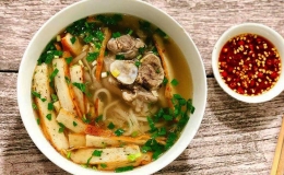 Xuýt xoa bánh canh Quảng Bình với hương vị hấp dẫn khiến bao người thương nhớ