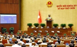 Chủ tịch Quốc hội ký ban hành Nghị quyết về rút ngắn nhiệm kỳ Quốc hội khóa XV