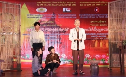 Chương trình giao lưu nghệ thuật ca ngợi Bác Hồ tại Lào