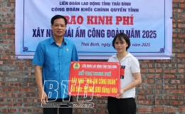 Hỗ trợ 100 triệu đồng cho 2 đoàn viên xây nhà