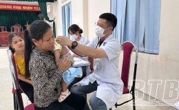 Hơn 700 trẻ em được khám sàng lọc tim bẩm sinh miễn phí