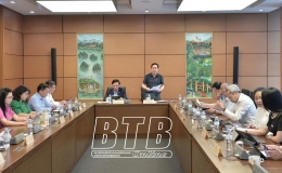 Kỳ họp thứ chín, Quốc hội khóa XV: Thảo luận ở tổ về các nghị quyết, dự án luật