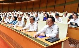 Quốc hội nhất trí sửa đổi, bổ sung một số điều của Hiến pháp năm 2013
