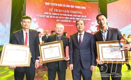 Thái Bình có 3 tác phẩm nghệ thuật đạt giải thưởng sáng tác về chủ đề “Học tập và làm theo tư tưởng, đạo đức, phong cách Hồ Chí Minh”