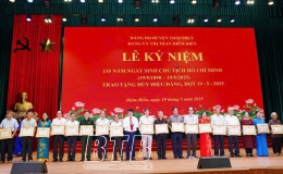 Thái Thụy: 351 đảng viên được trao tặng Huy hiệu Đảng