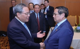 Thủ tướng Chính phủ Phạm Minh Chính hội đàm với Thủ tướng Trung Quốc Lý Cường