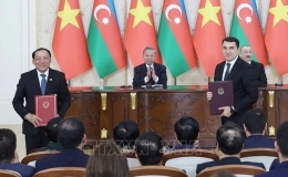 Tổng Bí thư Tô Lâm chứng kiến Lễ trao các văn kiện hợp tác giữa Việt Nam và Azerbaijan