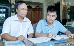 Thủ khoa trường chuyên
