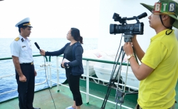 Những nữ nhà báo ở Trường Sa