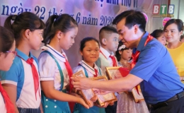 Quỳnh Phụ: Tuyên dương 160 cháu ngoan Bác Hồ