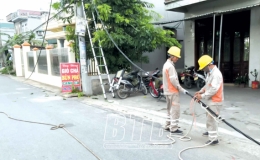 Điện lực Kiến Xương: Nỗ lực cấp điện ổn định mùa nắng nóng