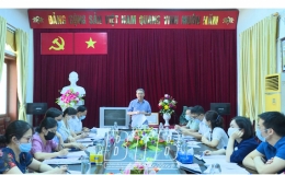 Đồng chí Trưởng ban Tuyên giáo Tỉnh ủy làm việc với Báo Thái Bình