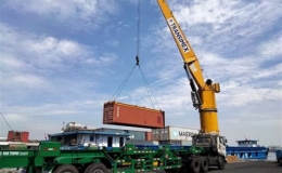 Hàng container qua cảng biển tăng 22% trong nửa năm 2021