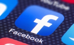 Facebook đối mặt 8 vụ kiện cùng lúc