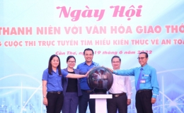 Khởi động cuộc thi ''Tìm hiểu kiến thức về an toàn giao thông''