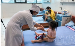 Không để dịch chồng dịch mùa hè
