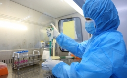 WHO và Bộ Y tế khuyến cáo người dân khẩn trương tiêm liều nhắc lại vaccine phòng COVID-19