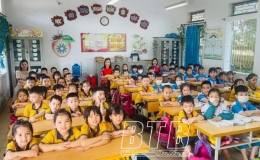 Bàn giao hơn 25.700 học sinh 6 tuổi vào lớp 1