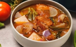Cách nấu món canh chua kiểu Philippines
