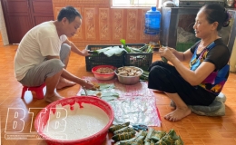Độc đáo bánh rắn Đô Kỳ