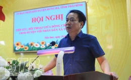 Đồng chí Chủ tịch UBND huyện Hưng Hà đối thoại với nhân dân xã Tiến Đức