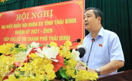 Đồng chí Ngô Đông Hải, Ủy viên Ban Chấp hành Trung ương Đảng, Bí thư Tỉnh ủy, Trưởng đoàn đại biểu Quốc hội tỉnh tiếp xúc cử tri tại thành phố và huyện Vũ Thư