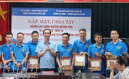 Gặp mặt, chia tay người lao động huyện Quỳnh Phụ đi làm việc thời vụ tại Hàn Quốc.