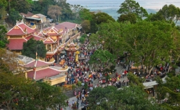 Lễ vía bà Linh Sơn Thánh Mẫu tổ chức tại núi Bà Đen