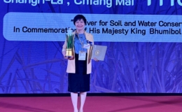 Nhà khoa học Việt nhận giải thưởng của Vua Thái Lan