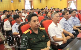 Hưng Hà: Tổ chức bồi dưỡng, cập nhật kiến thức cho cán bộ chủ chốt cấp huyện, cấp xã