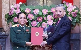 Lễ trao Quyết định của Chủ tịch nước bổ nhiệm Chủ nhiệm Tổng cục Chính trị Quân đội nhân dân Việt Nam