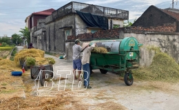 Máy tuốt lúa