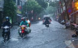 Mưa dông nhiều nơi trên cả nước, đề phòng nguy cơ lũ quét, sạt lở đất