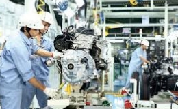 Ngành sản xuất Việt Nam cải thiện nhẹ tháng thứ hai liên tiếp