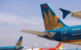 Tăng chuyến bay đêm, giá vé máy bay giảm nhiệt