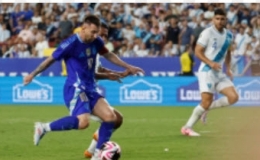 Thủ môn Guatemala sai lầm, Messi ghi bàn dễ nhất sự nghiệp