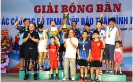 Bế mạc giải bóng bàn các câu lạc bộ tranh cúp Báo Thái Bình năm 2025