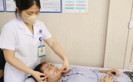 Cẩn trọng liệt mặt, méo miệng do dùng điều hòa sai cách mùa nắng nóng