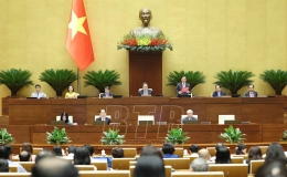 Quốc hội thảo luận về sửa đổi, bổ sung một số điều của Hiến pháp năm 2013