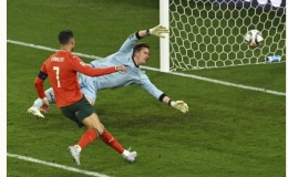 Ronaldo giúp Bồ Đào Nha hạ Đức ở bán kết Nations League